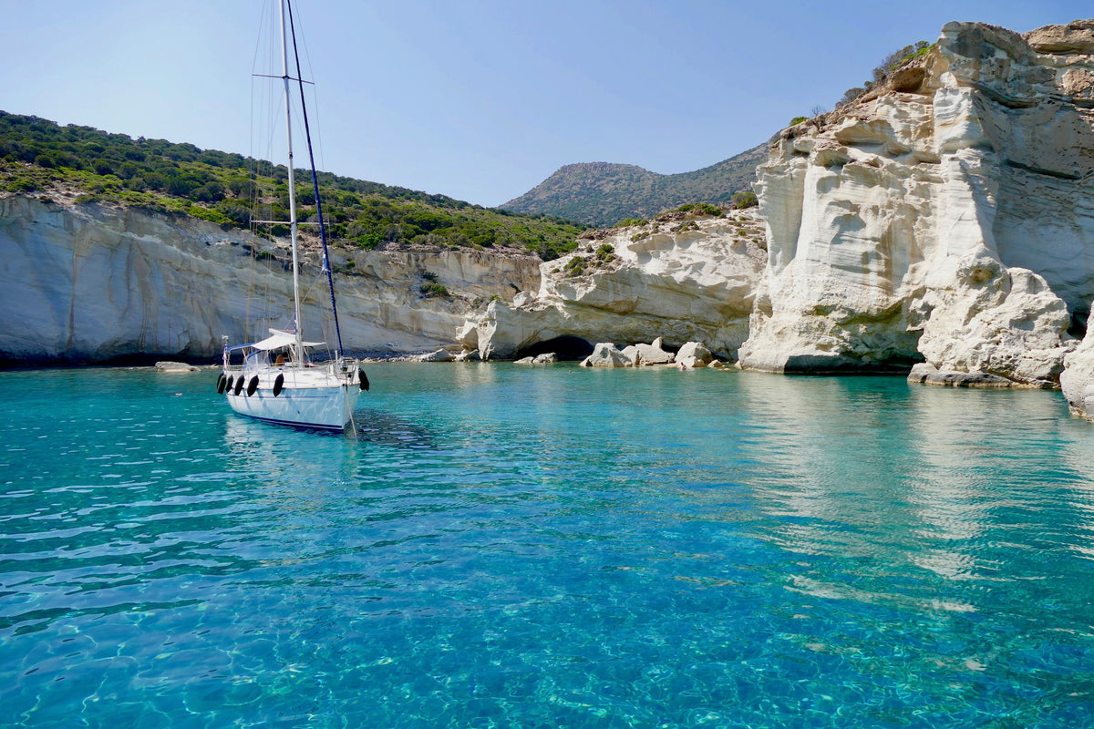 Sailing Milos Island – Bikini Adventures